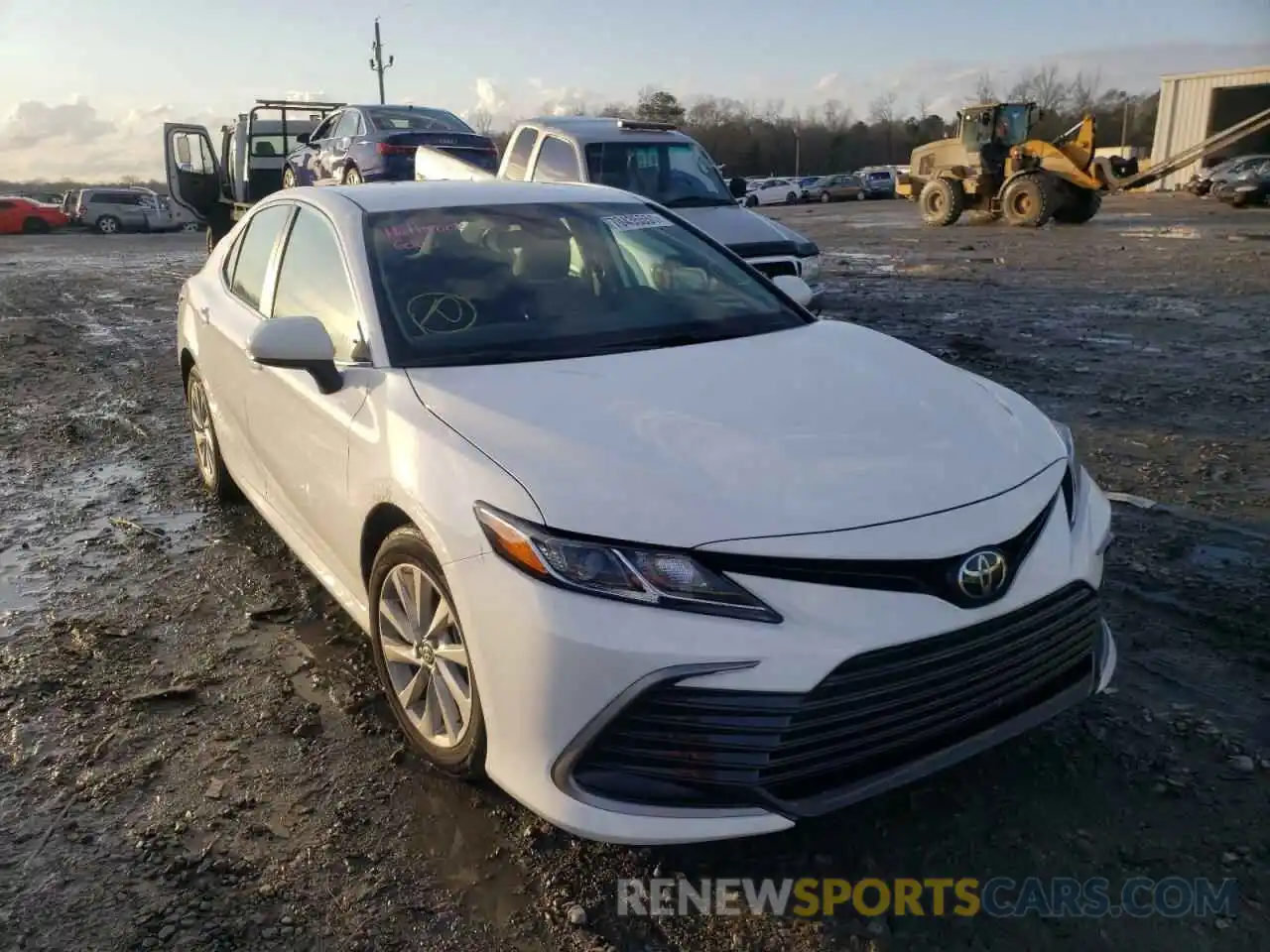 1 Photograph of a damaged car 4T1C11AK3NU623186 TOYOTA CAMRY 2022