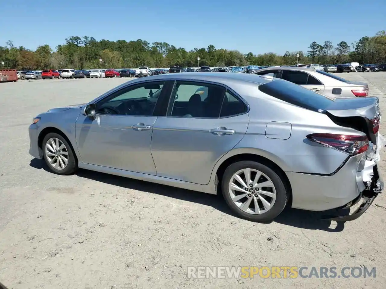 2 Photograph of a damaged car 4T1C11AK3NU624113 TOYOTA CAMRY 2022