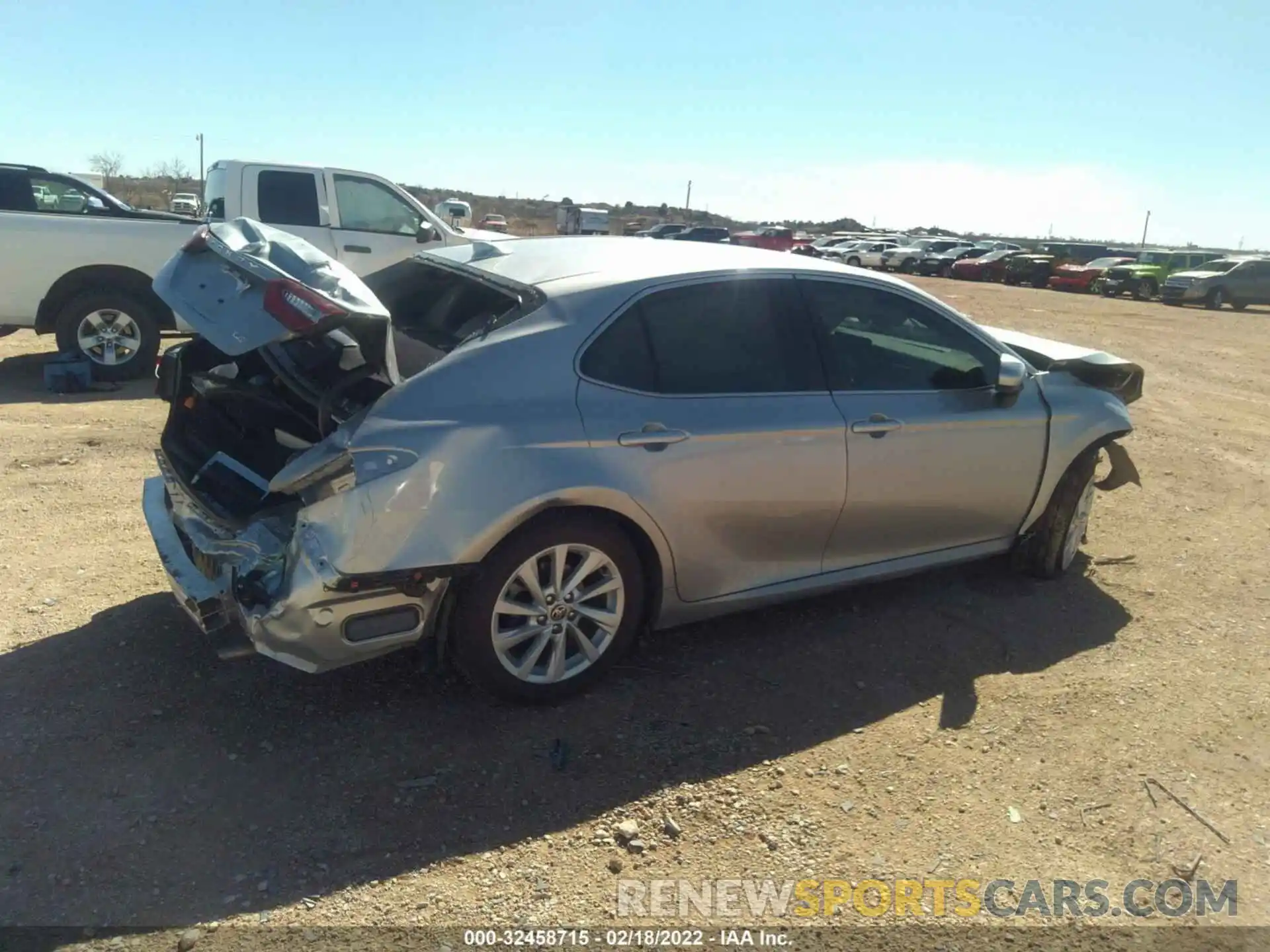 4 Photograph of a damaged car 4T1C11AK3NU635483 TOYOTA CAMRY 2022