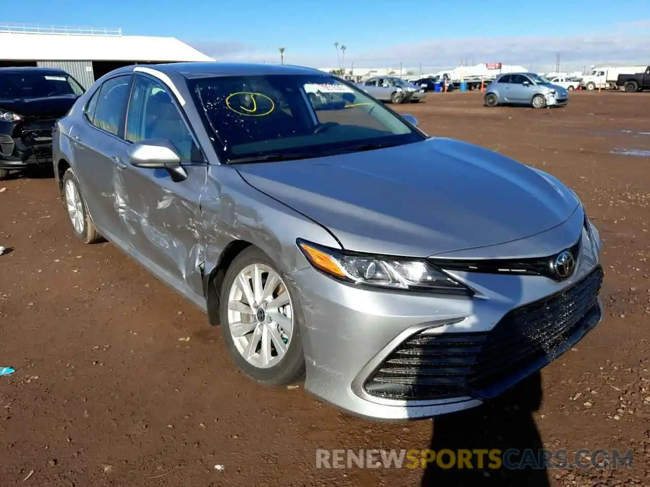 1 Photograph of a damaged car 4T1C11AK3NU645415 TOYOTA CAMRY 2022