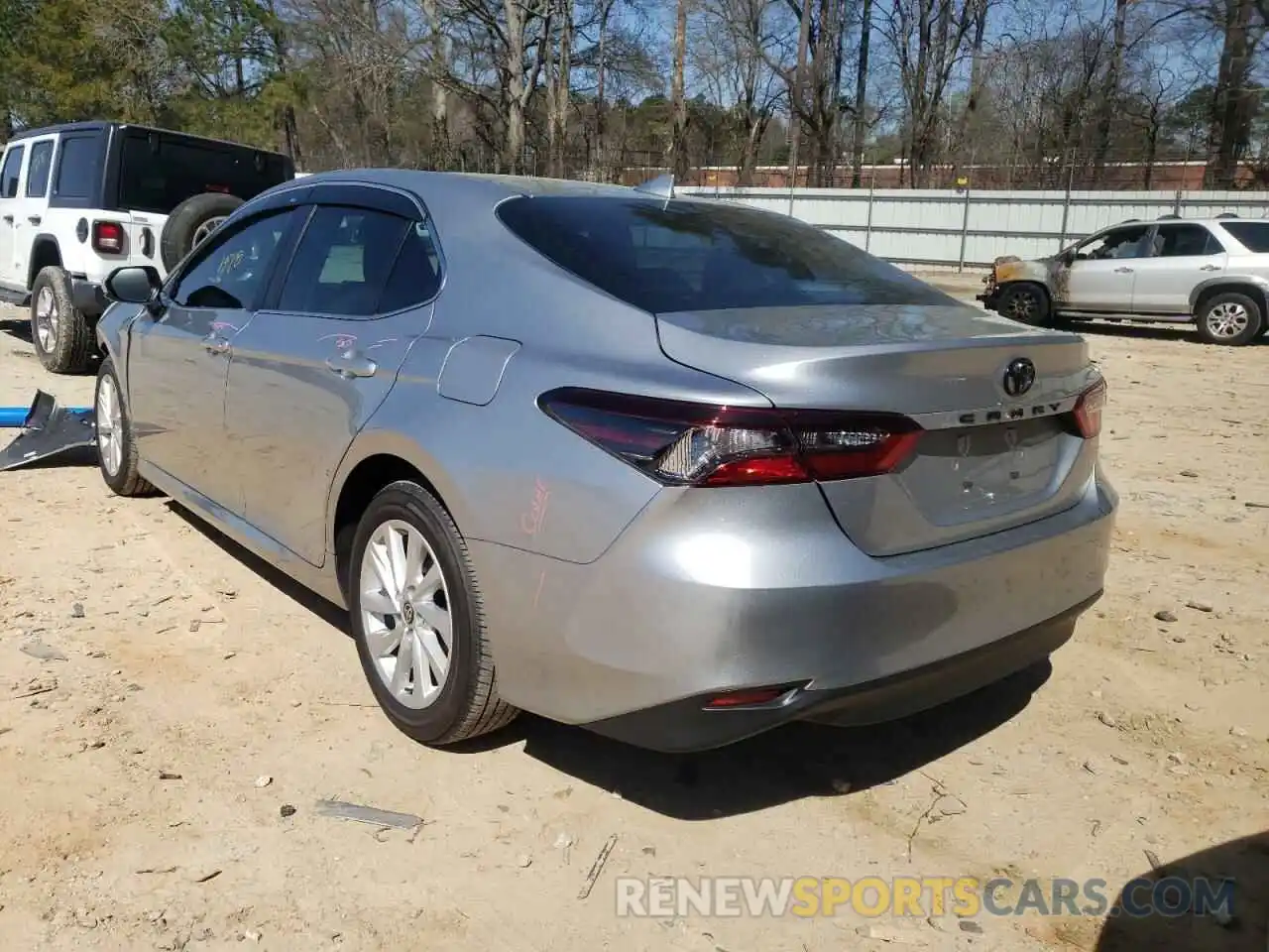 3 Photograph of a damaged car 4T1C11AK3NU656382 TOYOTA CAMRY 2022