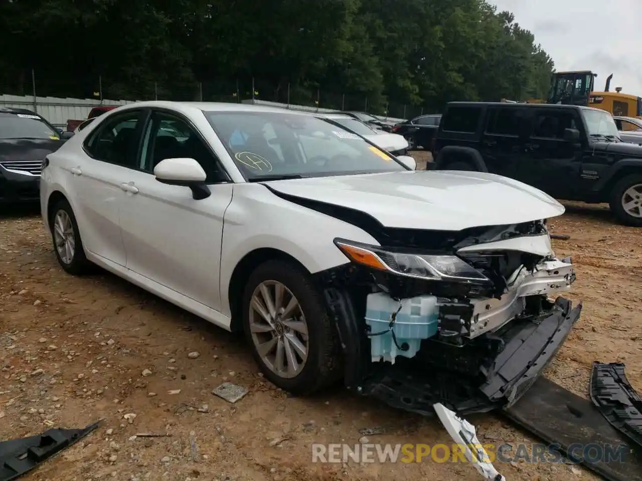 1 Photograph of a damaged car 4T1C11AK3NU687227 TOYOTA CAMRY 2022