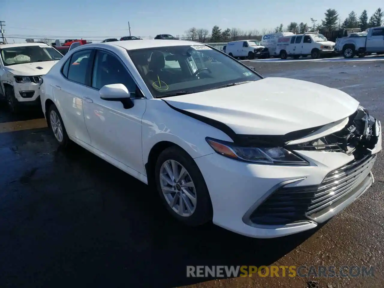 1 Photograph of a damaged car 4T1C11AK4NU639591 TOYOTA CAMRY 2022