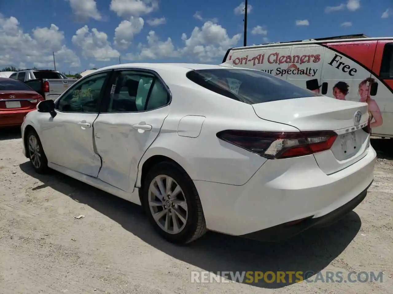 3 Photograph of a damaged car 4T1C11AK5NU005626 TOYOTA CAMRY 2022