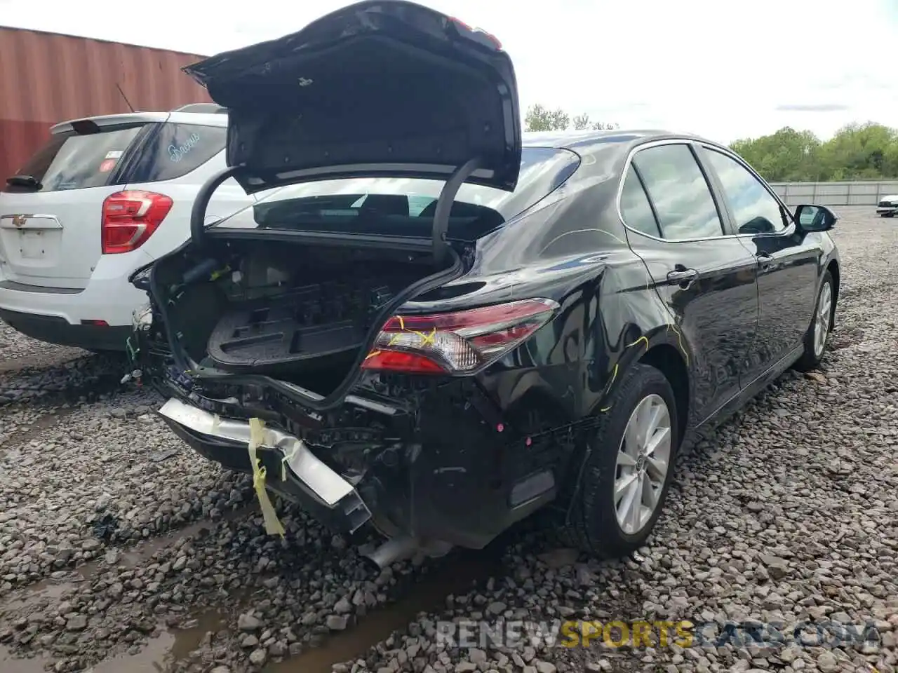 4 Photograph of a damaged car 4T1C11AK5NU018845 TOYOTA CAMRY 2022