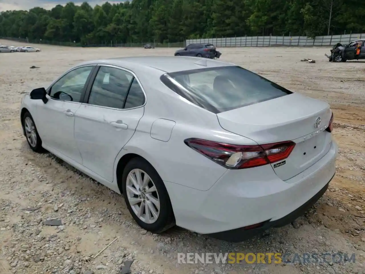 3 Photograph of a damaged car 4T1C11AK5NU034303 TOYOTA CAMRY 2022