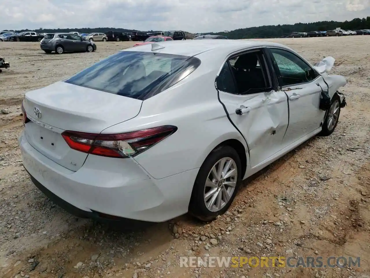 4 Photograph of a damaged car 4T1C11AK5NU034303 TOYOTA CAMRY 2022