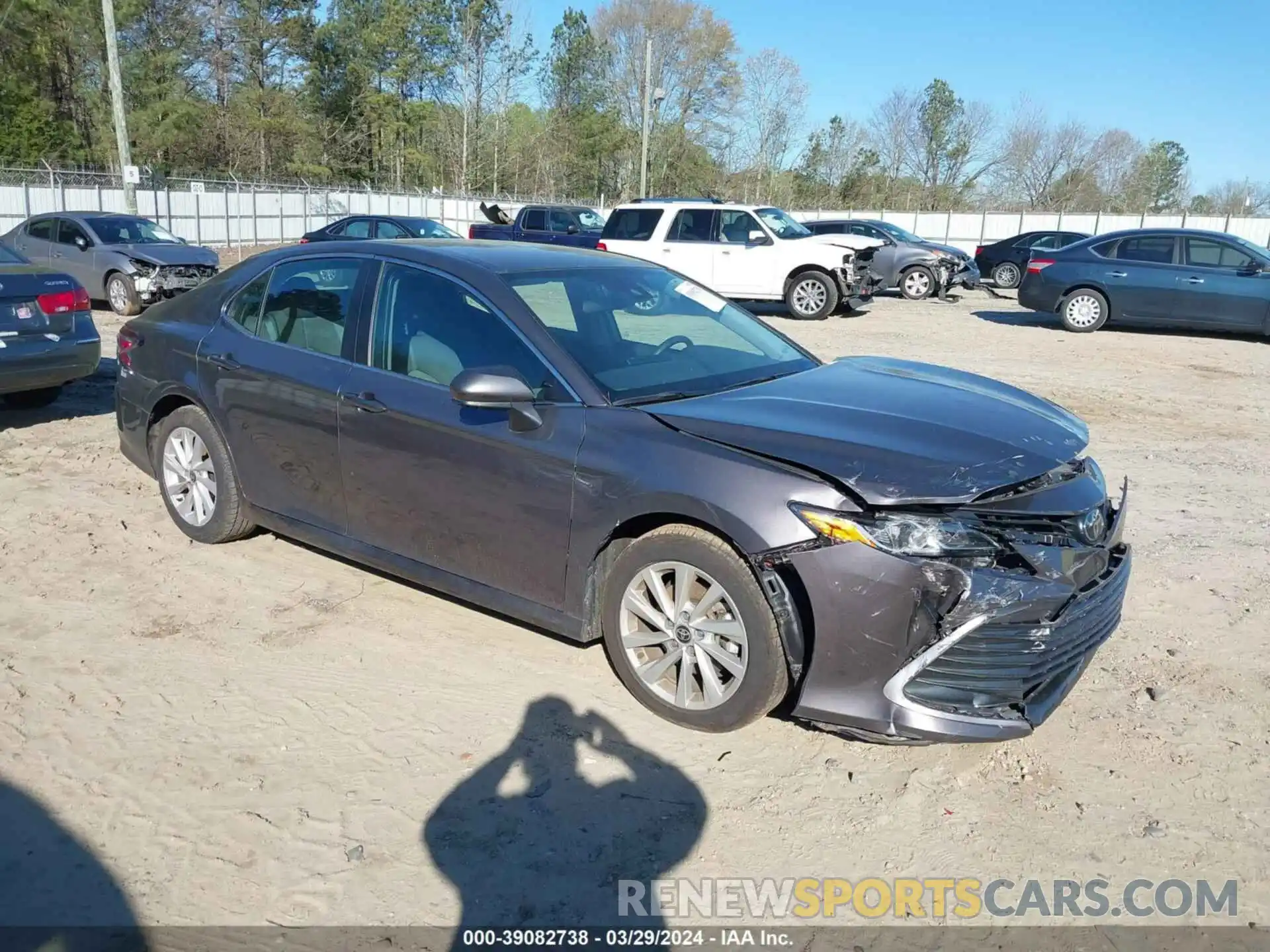 1 Photograph of a damaged car 4T1C11AK5NU034480 TOYOTA CAMRY 2022