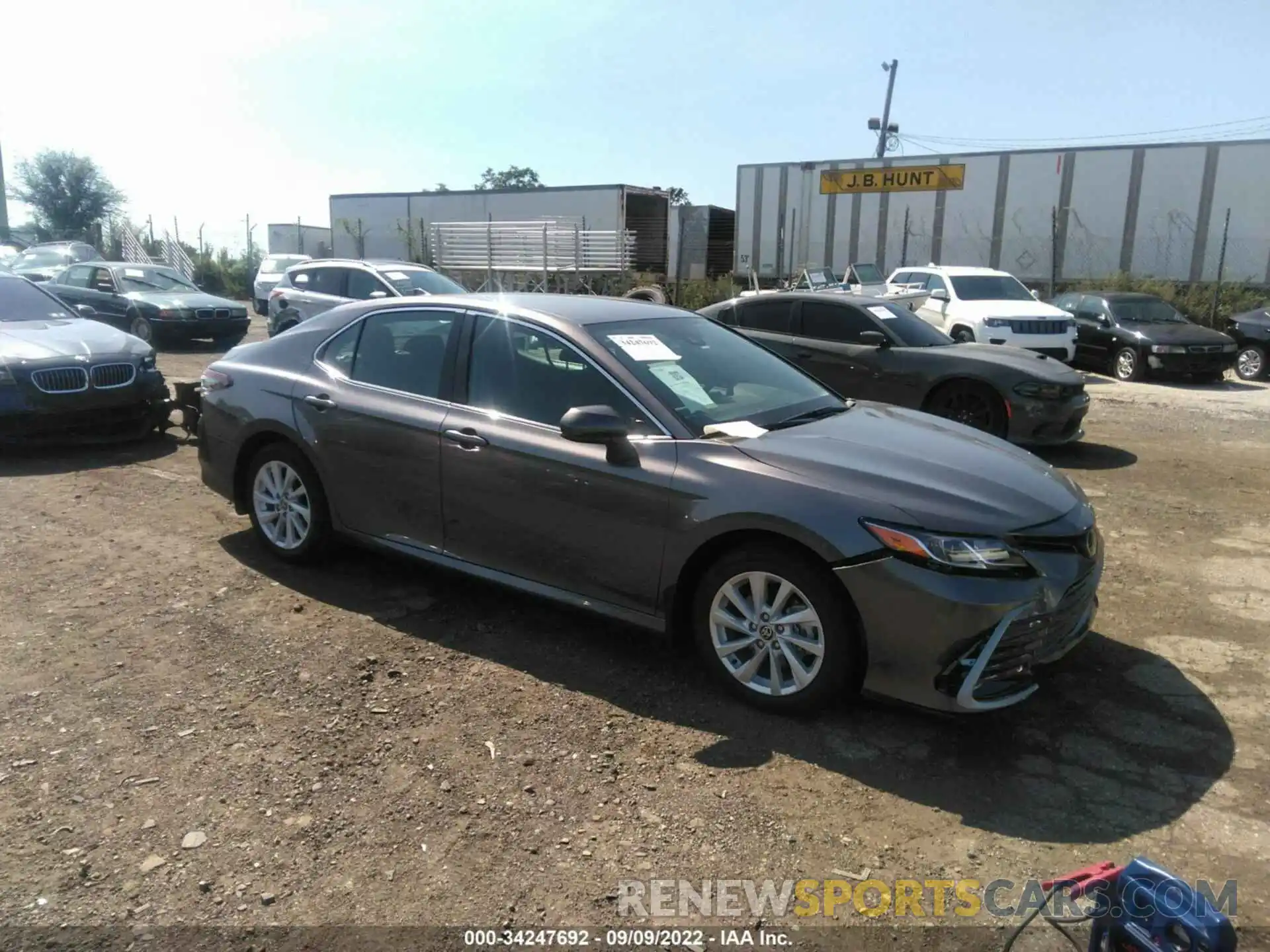 1 Photograph of a damaged car 4T1C11AK5NU041977 TOYOTA CAMRY 2022