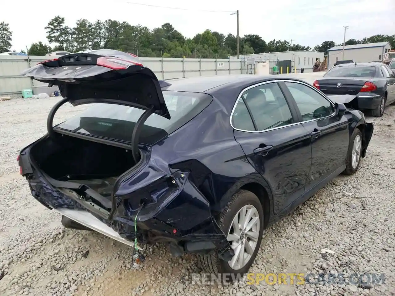 4 Photograph of a damaged car 4T1C11AK5NU633380 TOYOTA CAMRY 2022