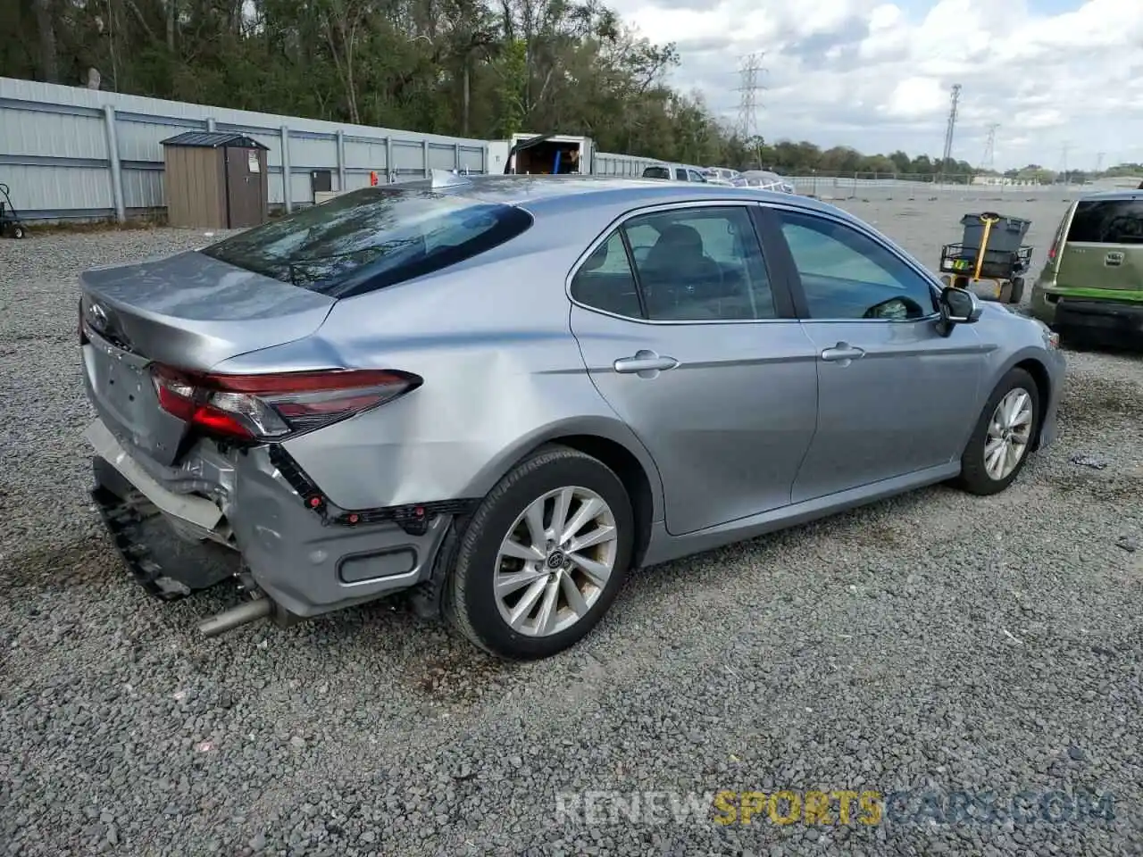 3 Photograph of a damaged car 4T1C11AK5NU656061 TOYOTA CAMRY 2022