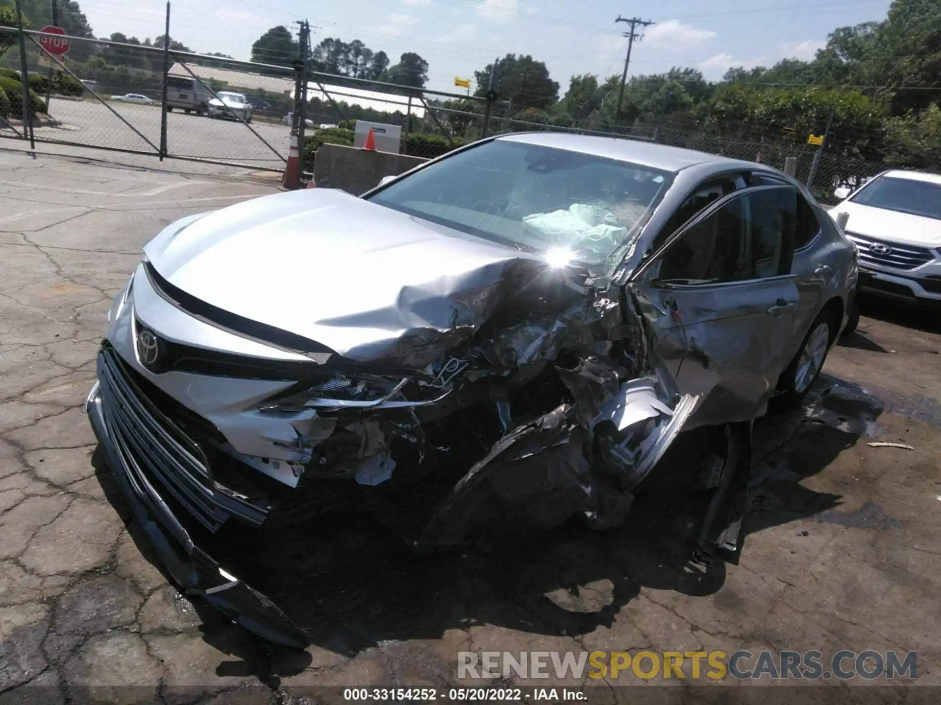 2 Photograph of a damaged car 4T1C11AK5NU662863 TOYOTA CAMRY 2022