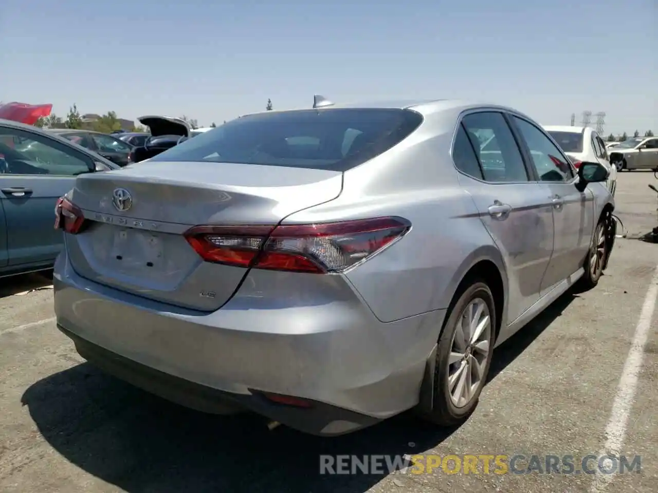 4 Photograph of a damaged car 4T1C11AK6NU006669 TOYOTA CAMRY 2022