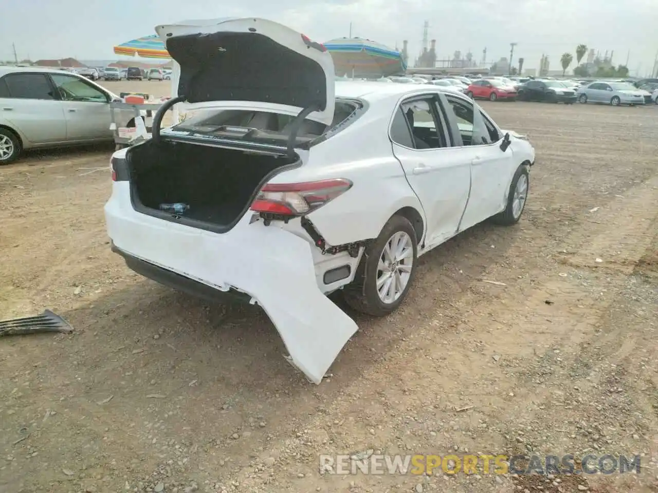 4 Фотография поврежденного автомобиля 4T1C11AK6NU639740 TOYOTA CAMRY 2022