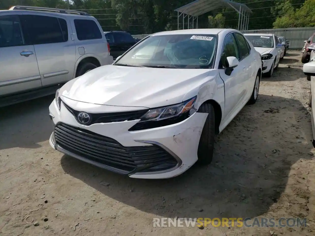 2 Photograph of a damaged car 4T1C11AK6NU643965 TOYOTA CAMRY 2022