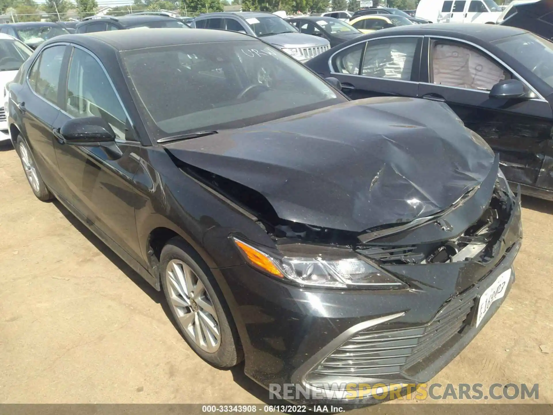 1 Photograph of a damaged car 4T1C11AK6NU680403 TOYOTA CAMRY 2022