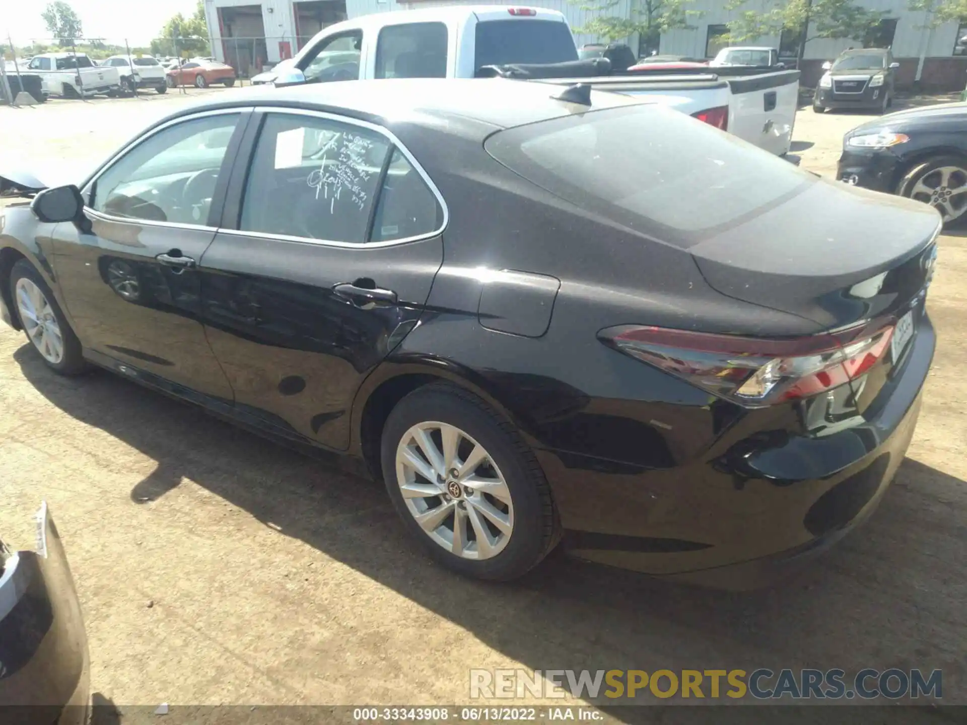 3 Photograph of a damaged car 4T1C11AK6NU680403 TOYOTA CAMRY 2022