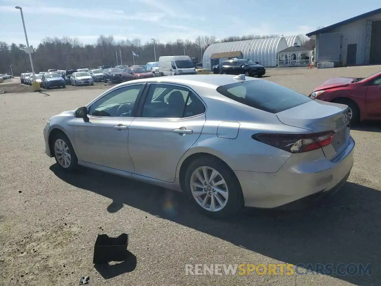 2 Photograph of a damaged car 4T1C11AK6NU681292 TOYOTA CAMRY 2022