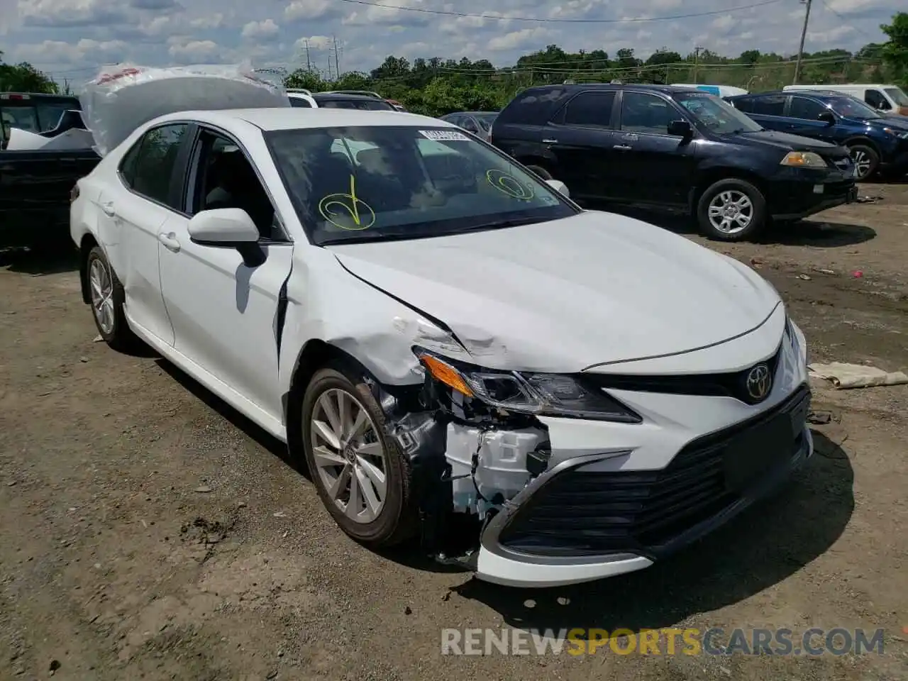 1 Photograph of a damaged car 4T1C11AK6NU684631 TOYOTA CAMRY 2022