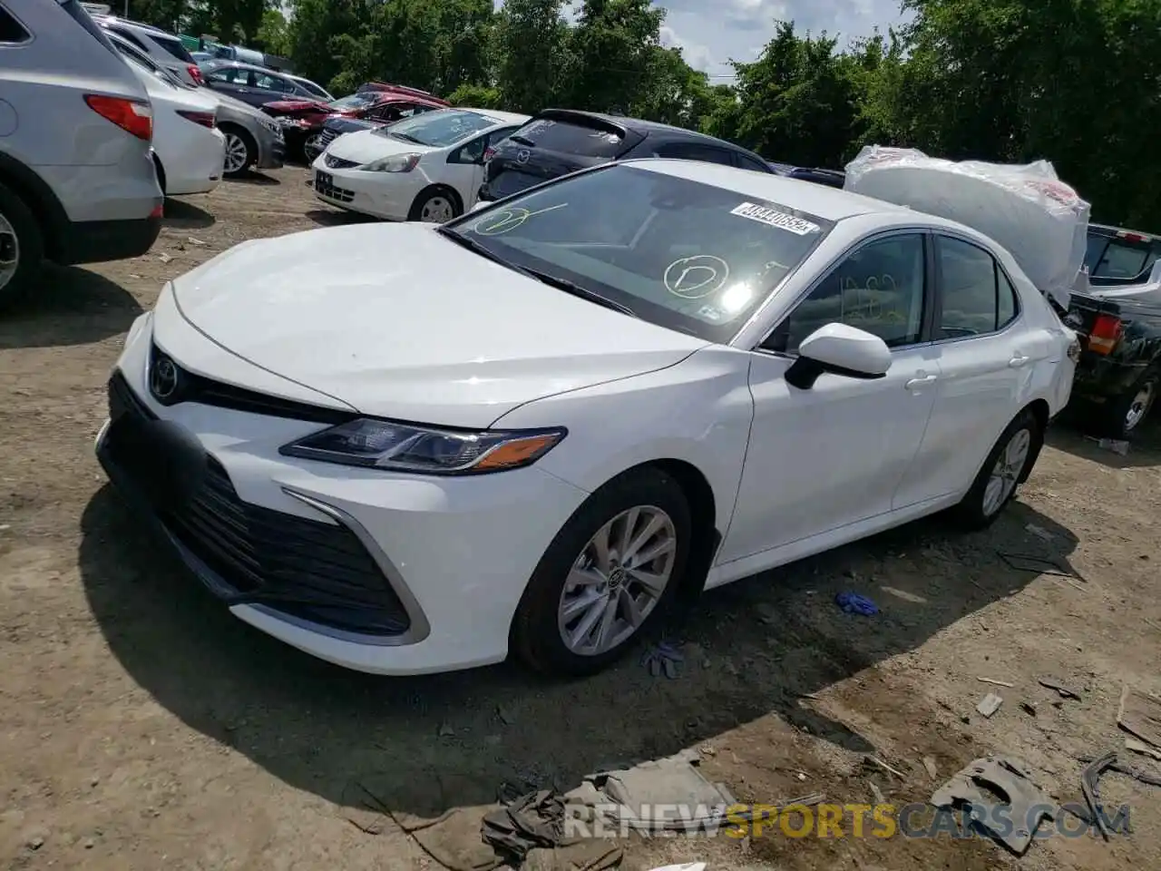 2 Photograph of a damaged car 4T1C11AK6NU684631 TOYOTA CAMRY 2022