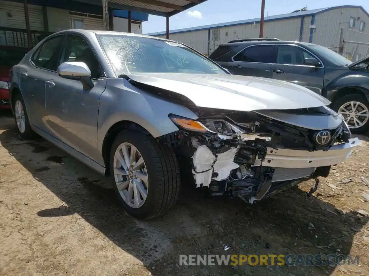 1 Photograph of a damaged car 4T1C11AK6NU695371 TOYOTA CAMRY 2022