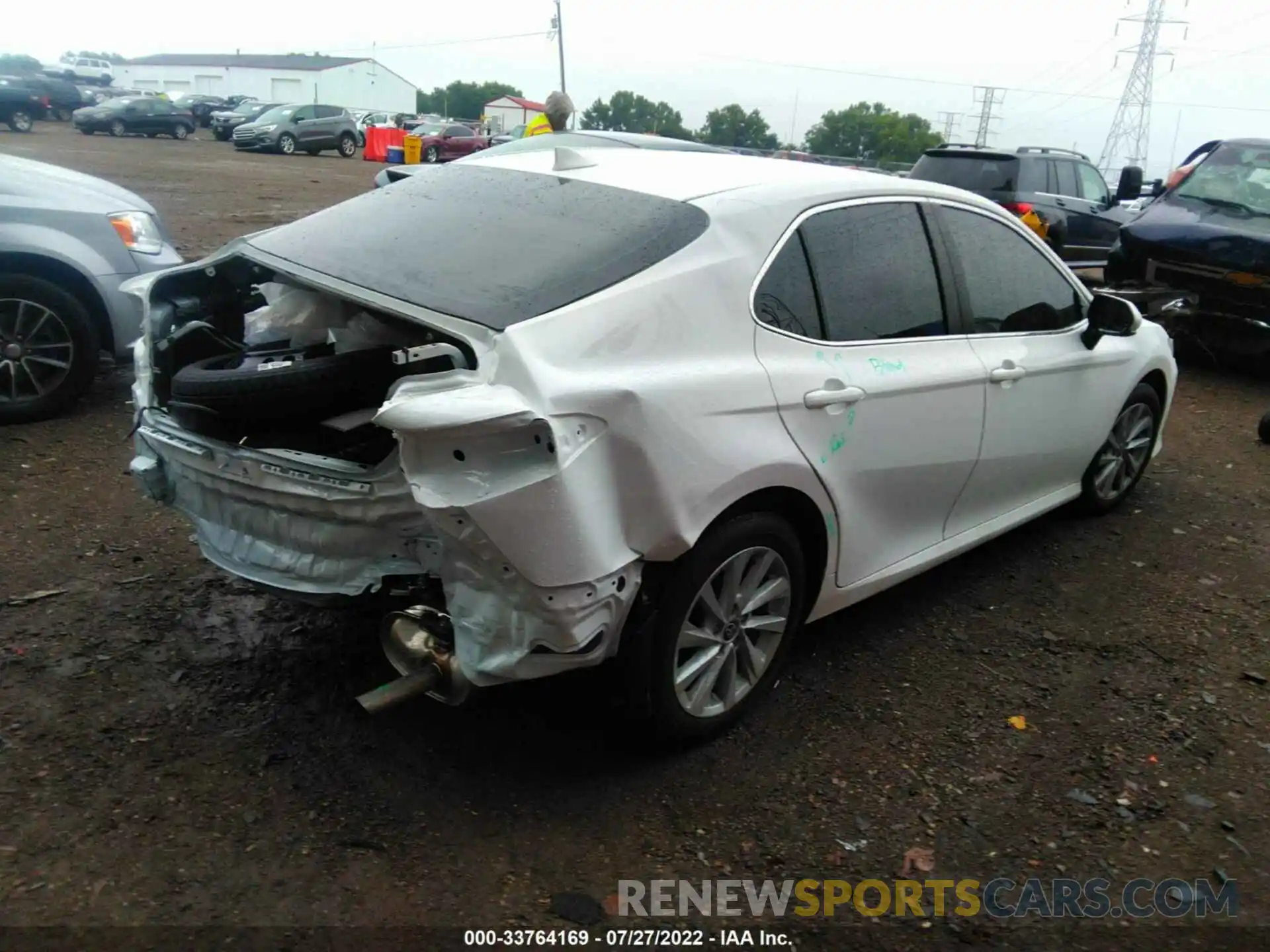 4 Photograph of a damaged car 4T1C11AK6NU703369 TOYOTA CAMRY 2022