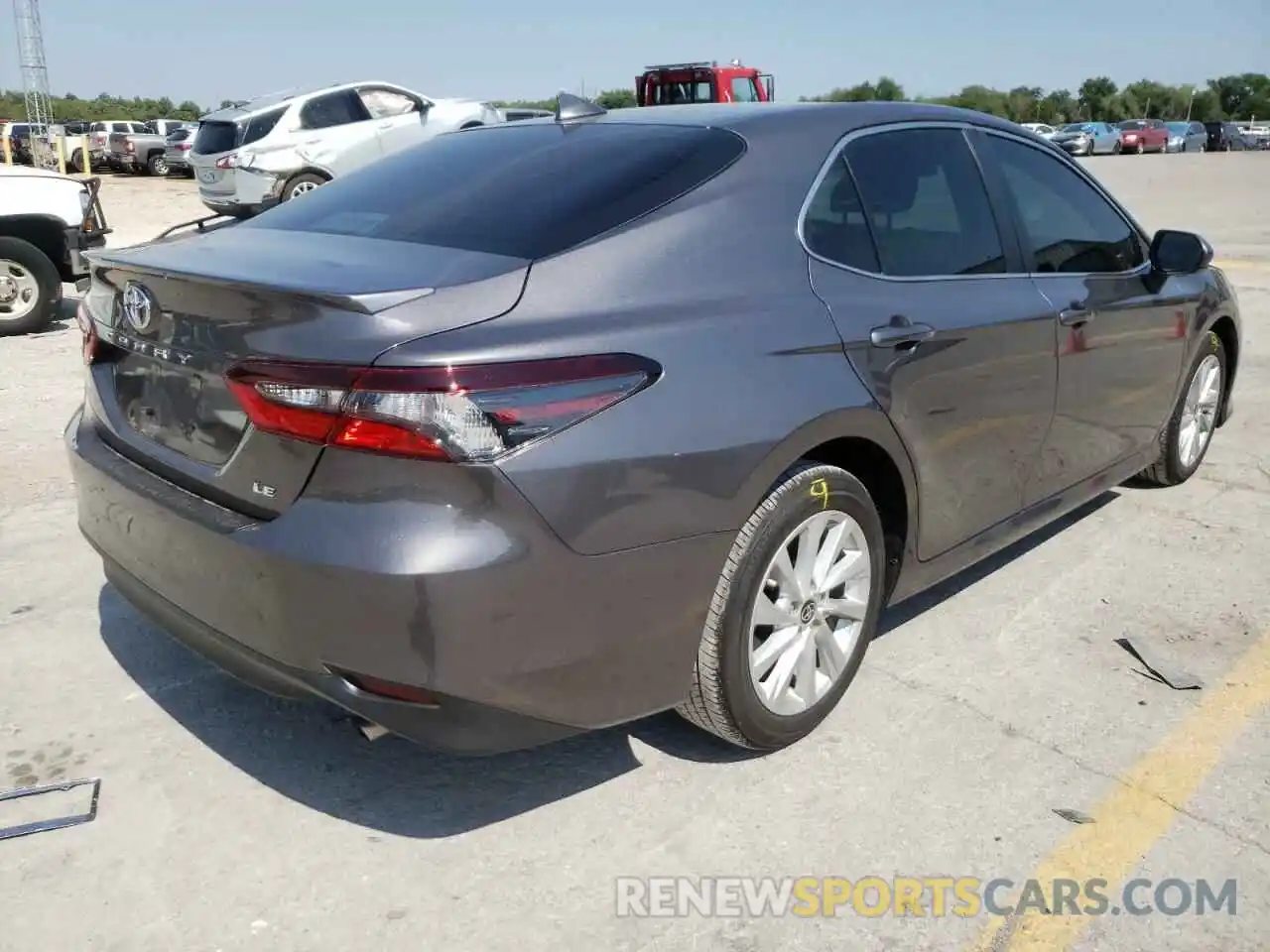 4 Photograph of a damaged car 4T1C11AK7NU053631 TOYOTA CAMRY 2022