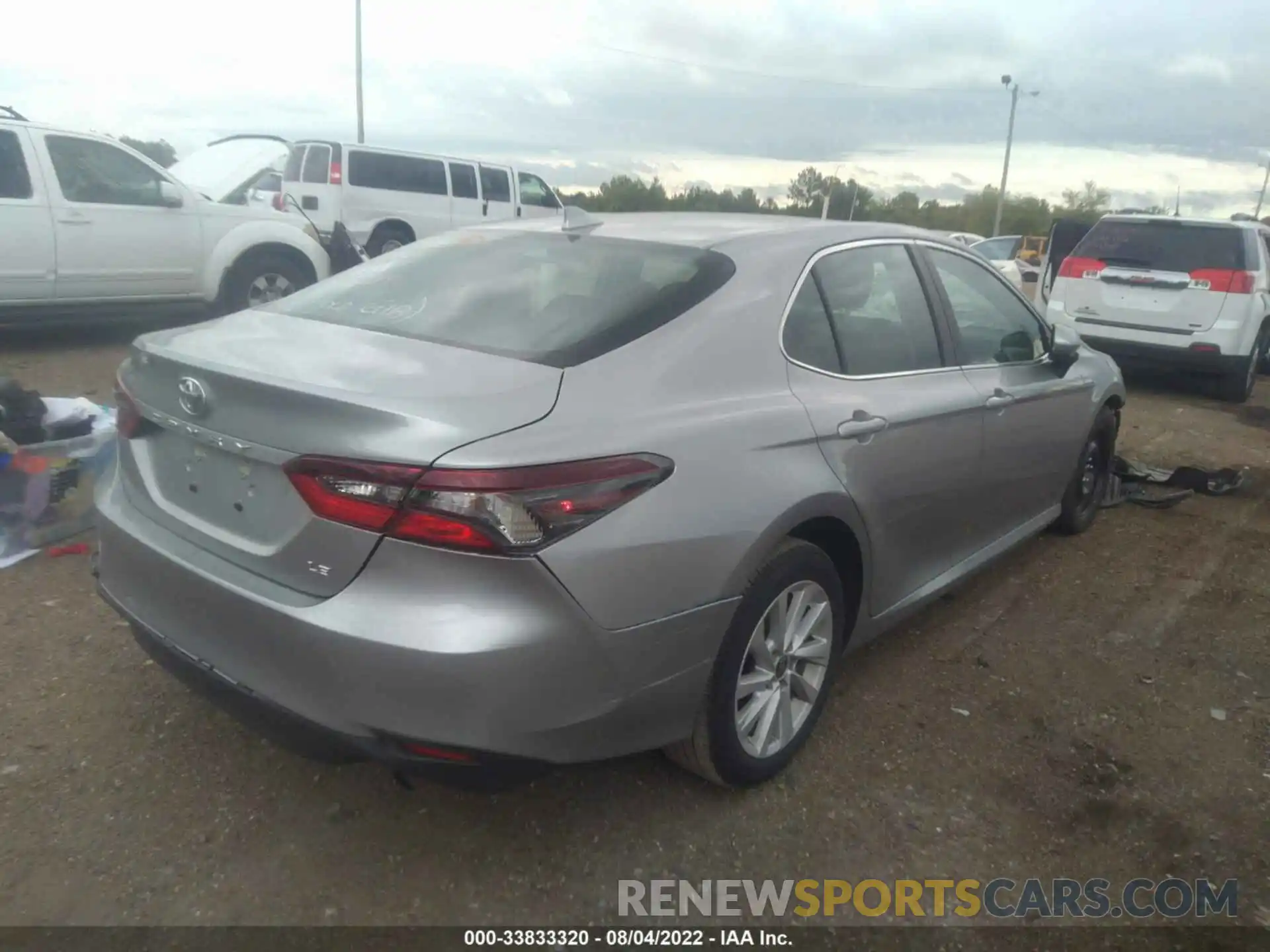 4 Photograph of a damaged car 4T1C11AK7NU637284 TOYOTA CAMRY 2022