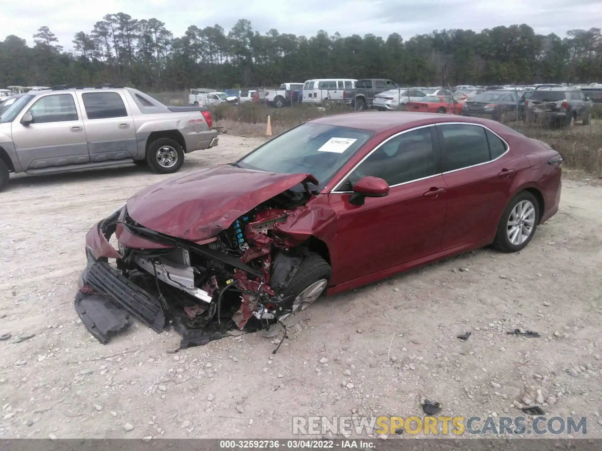 2 Photograph of a damaged car 4T1C11AK7NU657177 TOYOTA CAMRY 2022