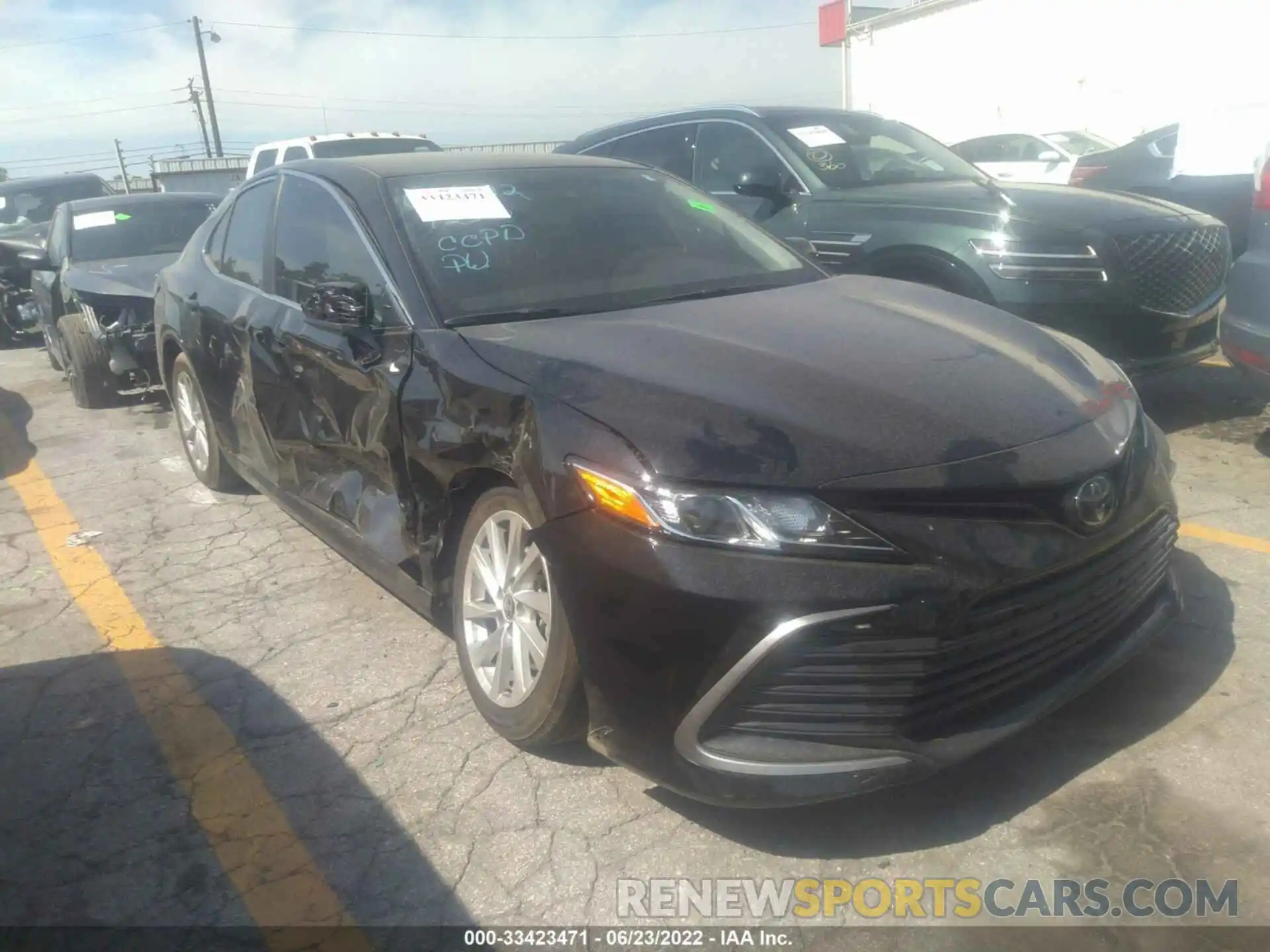 1 Photograph of a damaged car 4T1C11AK7NU657230 TOYOTA CAMRY 2022