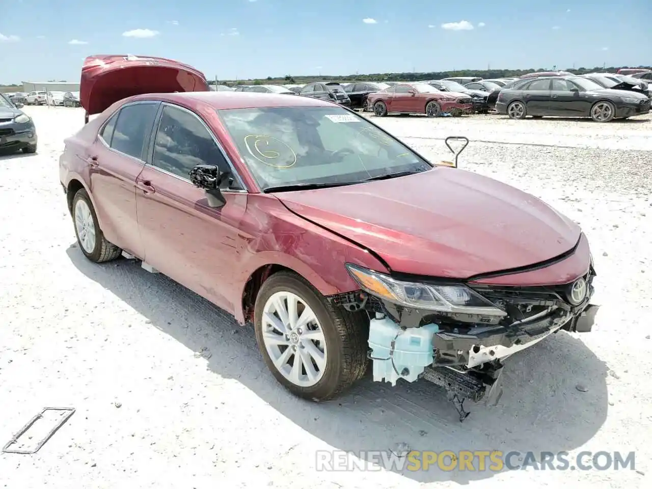 1 Photograph of a damaged car 4T1C11AK7NU677039 TOYOTA CAMRY 2022