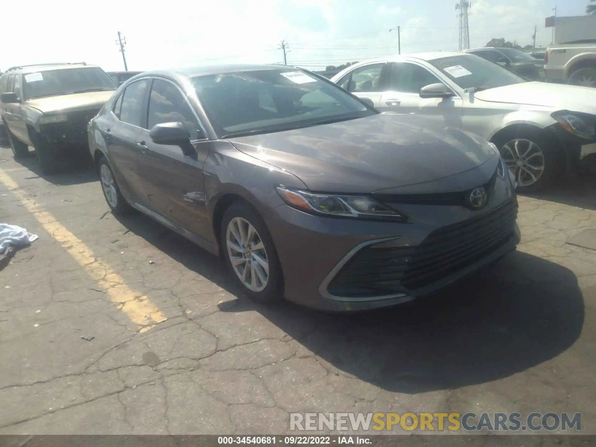 1 Photograph of a damaged car 4T1C11AK7NU715272 TOYOTA CAMRY 2022