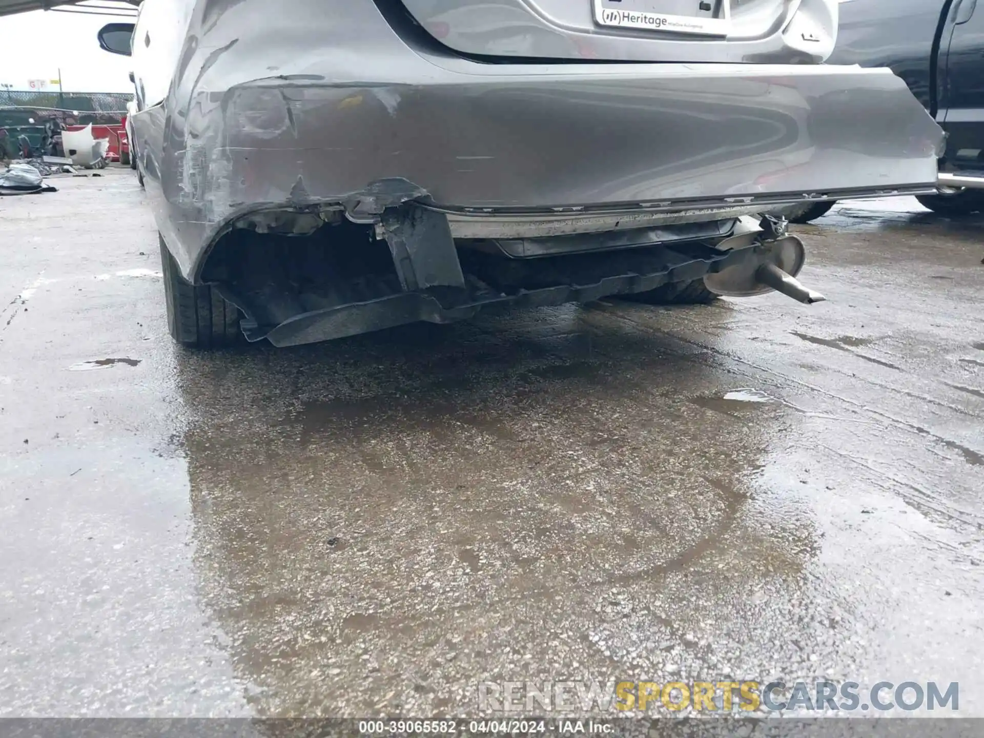 19 Photograph of a damaged car 4T1C11AK8NU632997 TOYOTA CAMRY 2022