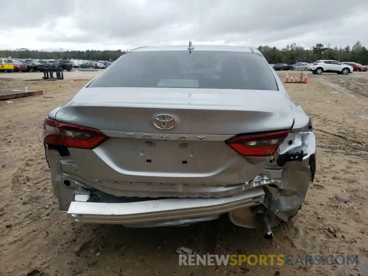 9 Photograph of a damaged car 4T1C11AK8NU635768 TOYOTA CAMRY 2022