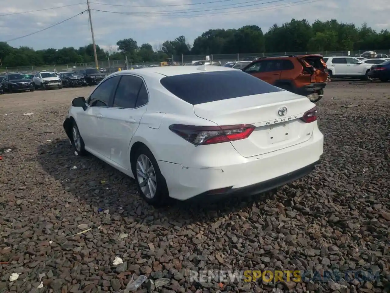 3 Photograph of a damaged car 4T1C11AK8NU640906 TOYOTA CAMRY 2022