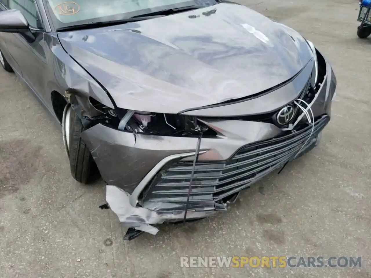 9 Photograph of a damaged car 4T1C11AK8NU649864 TOYOTA CAMRY 2022