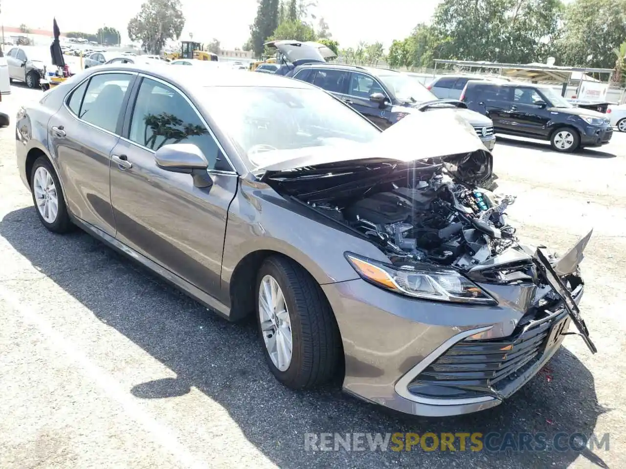 1 Photograph of a damaged car 4T1C11AK8NU650643 TOYOTA CAMRY 2022