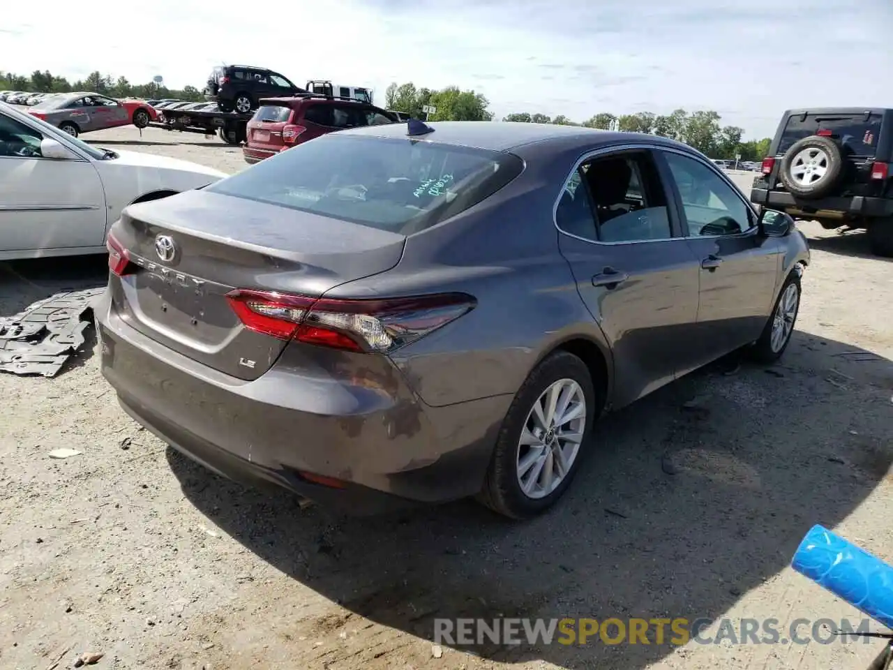 4 Photograph of a damaged car 4T1C11AK9NU045451 TOYOTA CAMRY 2022