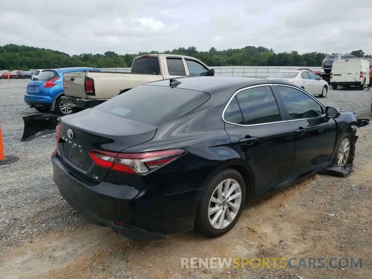 4 Photograph of a damaged car 4T1C11AK9NU623306 TOYOTA CAMRY 2022