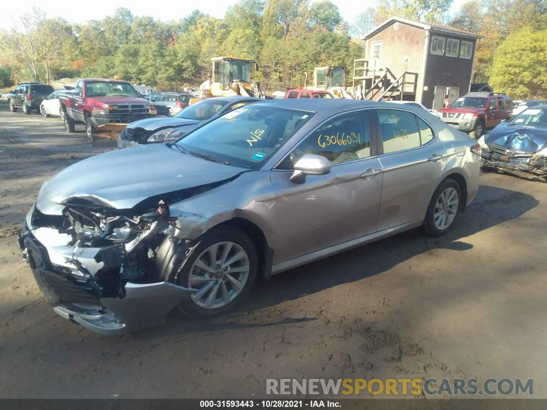 2 Photograph of a damaged car 4T1C11AK9NU626674 TOYOTA CAMRY 2022