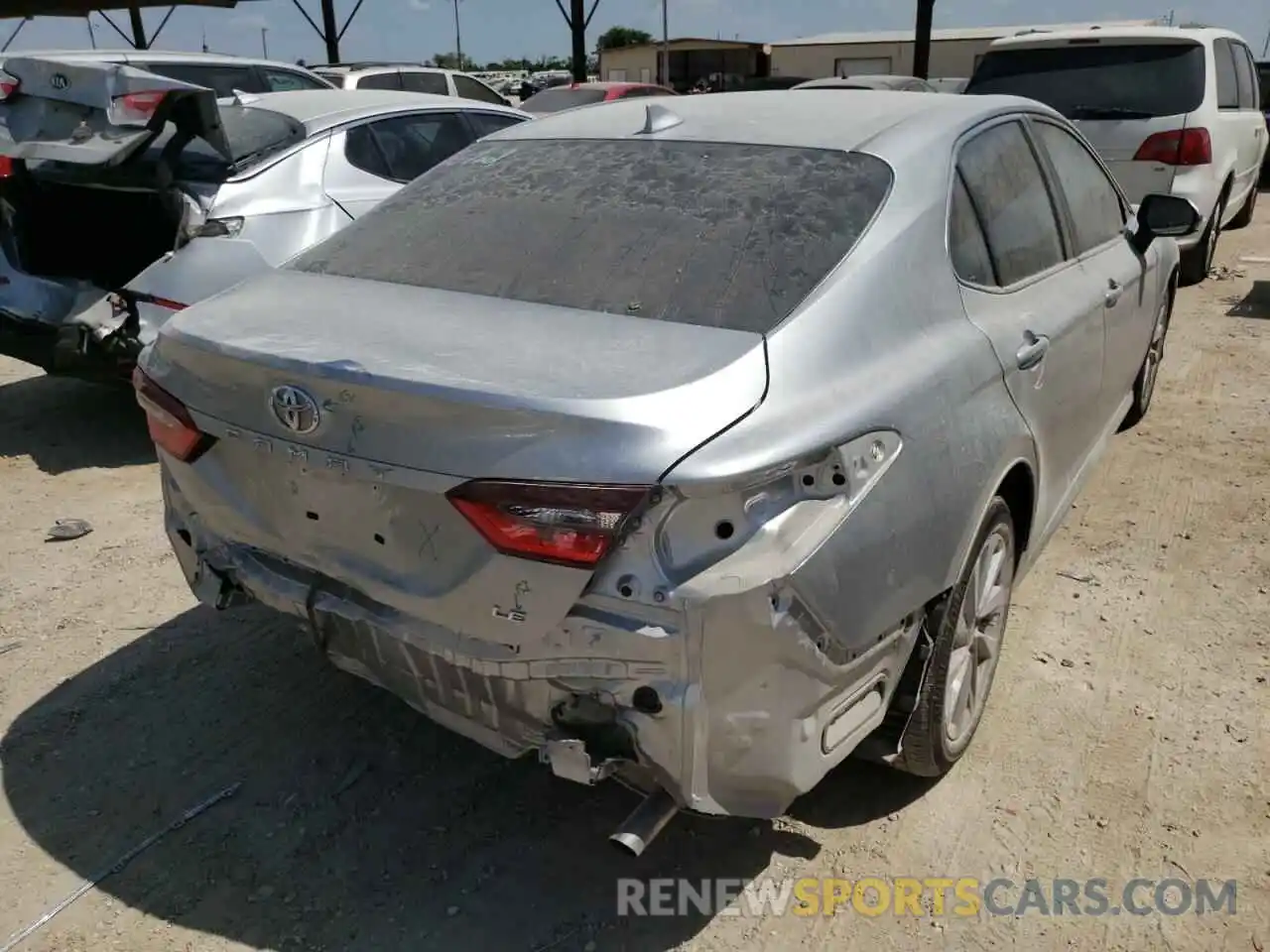 4 Photograph of a damaged car 4T1C11AK9NU633639 TOYOTA CAMRY 2022