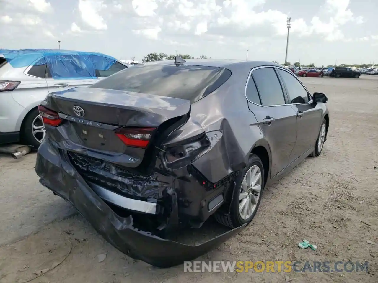 4 Photograph of a damaged car 4T1C11AK9NU676930 TOYOTA CAMRY 2022