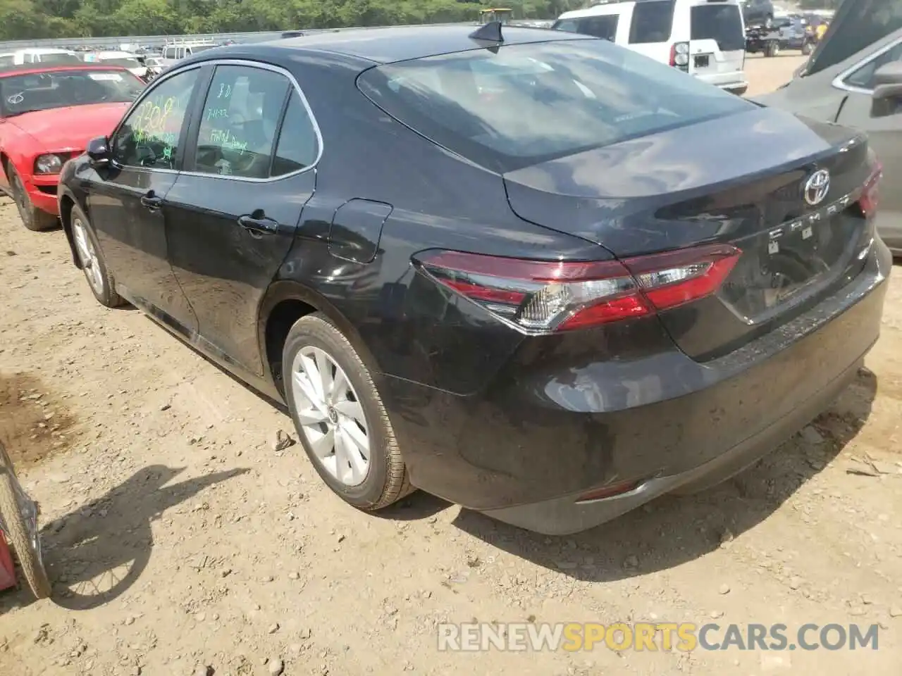 3 Photograph of a damaged car 4T1C11AK9NU698264 TOYOTA CAMRY 2022