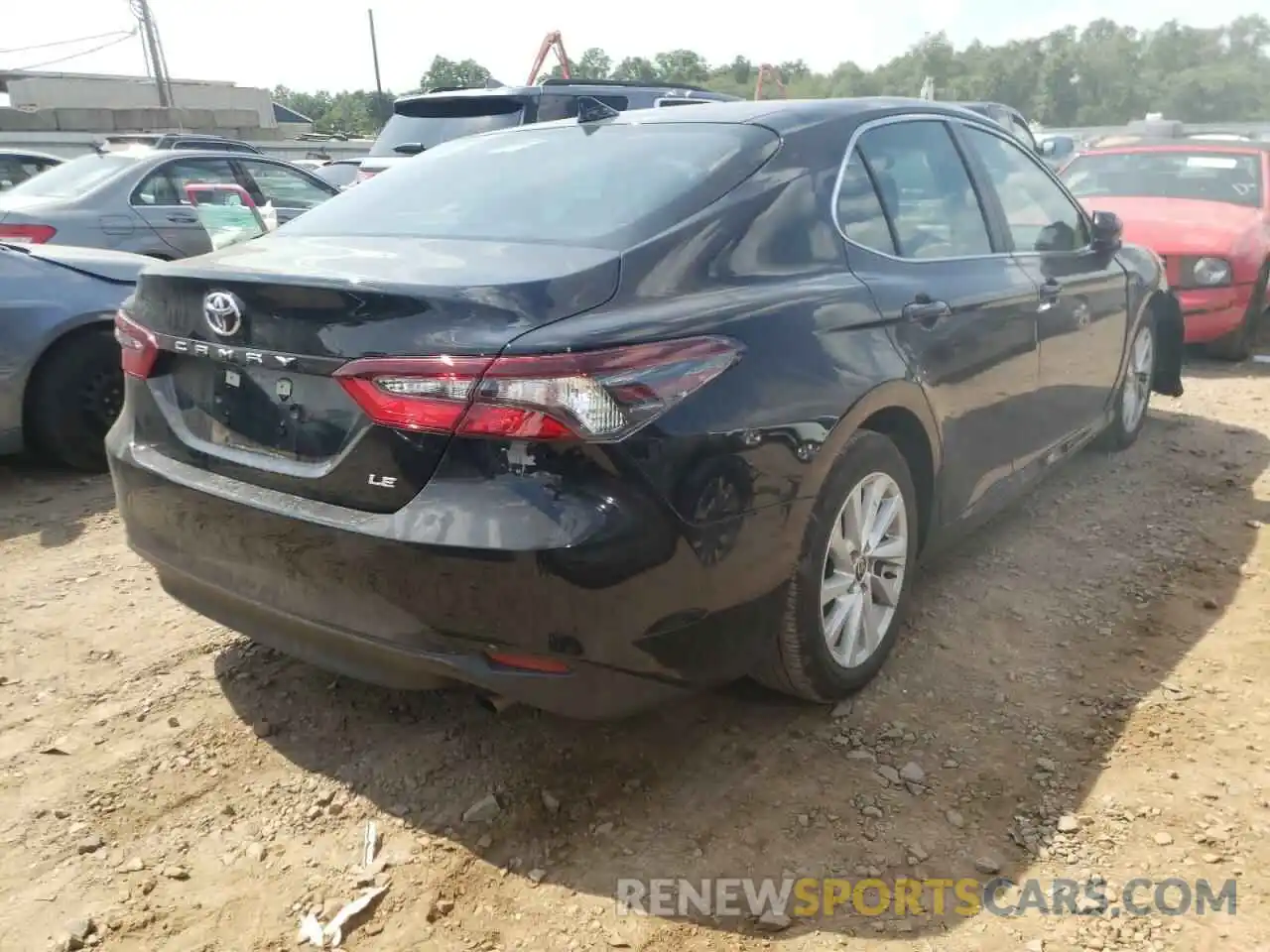 4 Photograph of a damaged car 4T1C11AK9NU698264 TOYOTA CAMRY 2022