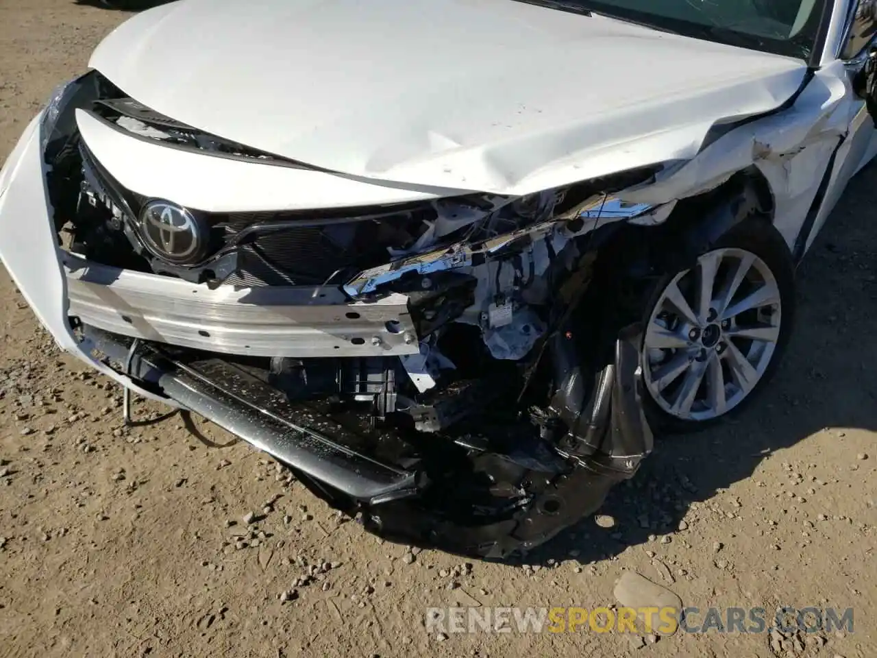 9 Photograph of a damaged car 4T1C11AKXNU003533 TOYOTA CAMRY 2022