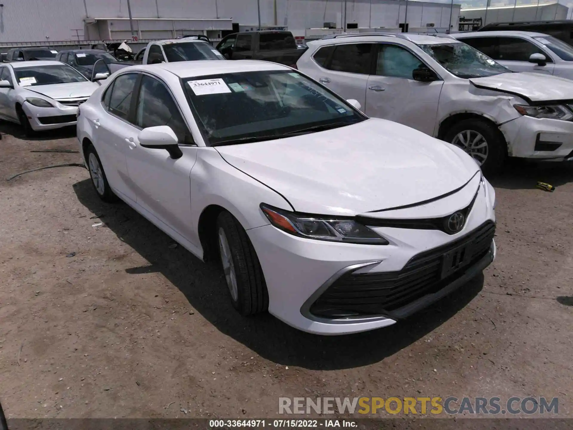 1 Photograph of a damaged car 4T1C11AKXNU010210 TOYOTA CAMRY 2022