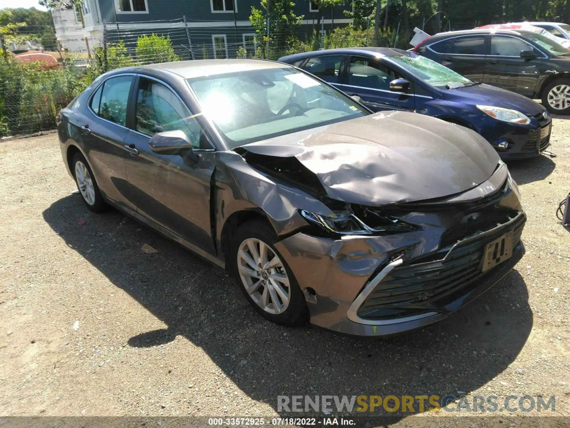 1 Photograph of a damaged car 4T1C11AKXNU499451 TOYOTA CAMRY 2022