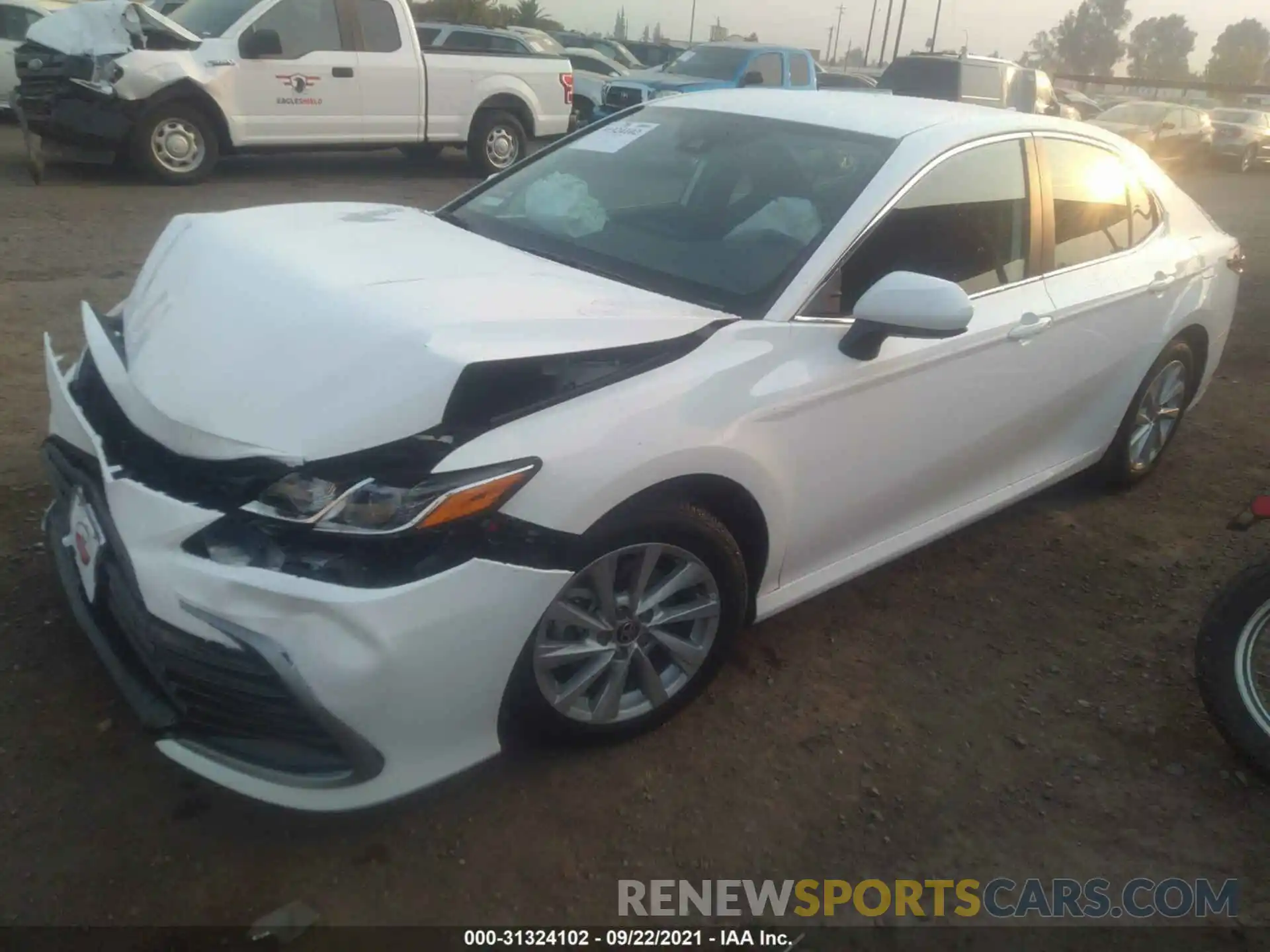 2 Photograph of a damaged car 4T1C11AKXNU617773 TOYOTA CAMRY 2022