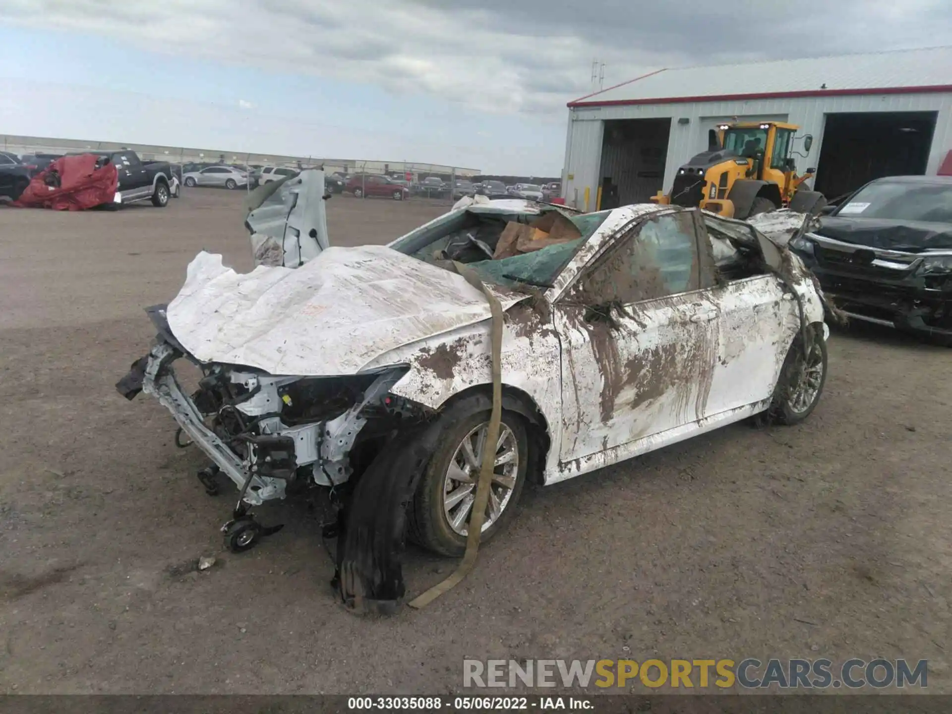 2 Photograph of a damaged car 4T1C11BK1NU054899 TOYOTA CAMRY 2022