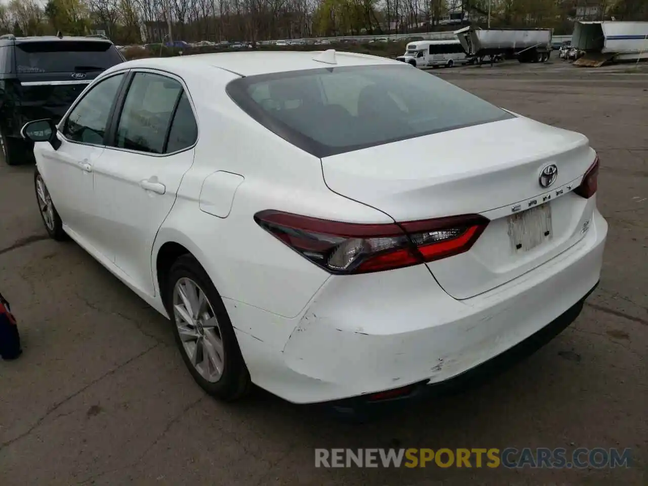 3 Photograph of a damaged car 4T1C11BK1NU055146 TOYOTA CAMRY 2022